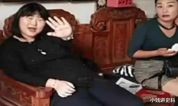 朱之文▲朱之文无奈:钱是挣了但孩子却废了,200斤女儿除了拿快递就是买烤肠