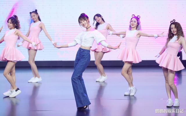 蓝盈莹|蓝盈莹一句话，噎的张雨绮当场沉默，跳舞频繁出错还甩锅？