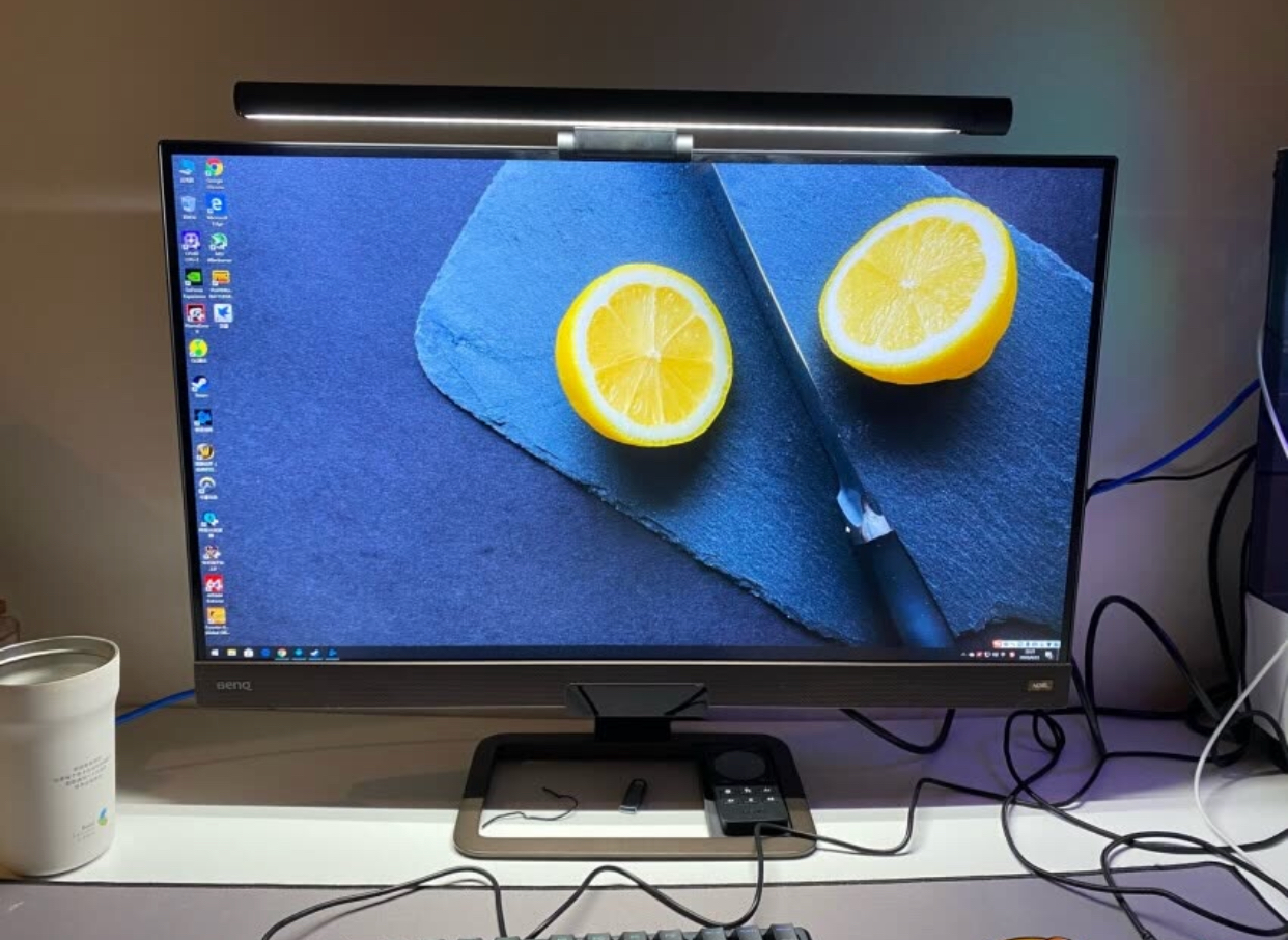 |倍思显示器挂灯入手体验，温和柔光更懂你