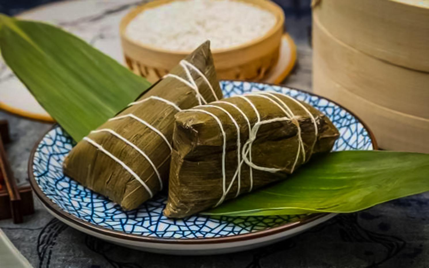 「粽子」煮粽子可不能只放清水！教你2个技巧，粽子香甜软糯，更好吃