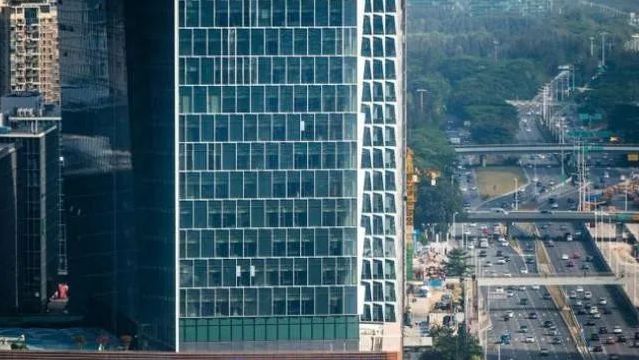 『美团』京东美团背后大老板!身藏3200多亿财富,早已成为中国新首富