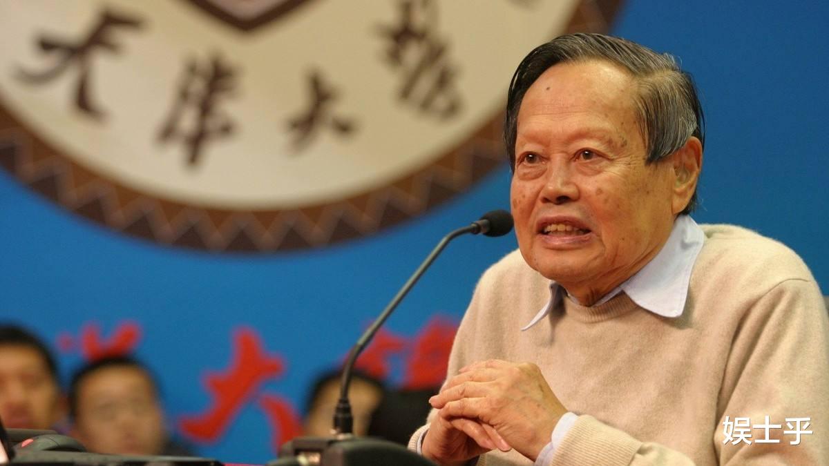 对撞机|光刻机和对撞机，中国该怎么选？今天才明白杨振宁教授的智慧！