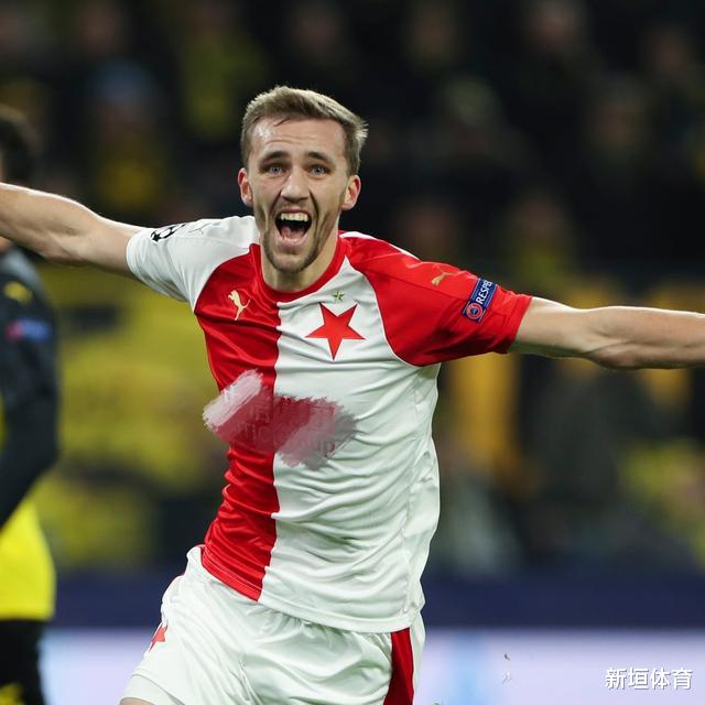 西汉姆联|本赛季莫耶斯的最佳收购,西汉姆联保级成功的功臣之一!