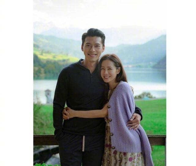 『玄彬』玄彬孙艺珍再度同框泪崩！孙艺珍穿长裙超仙气，玄彬穿西装太帅了