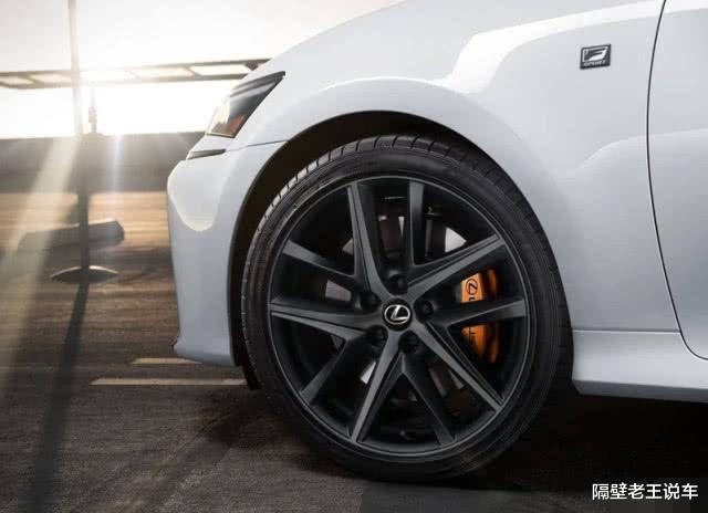 #雷克萨斯GS#宁愿停产，42.9万从不降一分，前置后驱，开10年只换轮胎，却无人识货