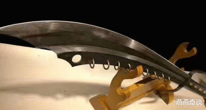 『考古』古时候的大刀为何要装上铁环？专家：刀上有九环，能躲多远躲多远