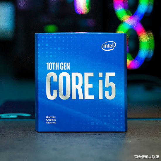 显卡|英特尔i5-10400和AMD 3600如何选择？看性价比？