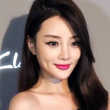 严选 老得快的人，脸上易出现这3种“丑态”，不想未老先衰，女人要注意!