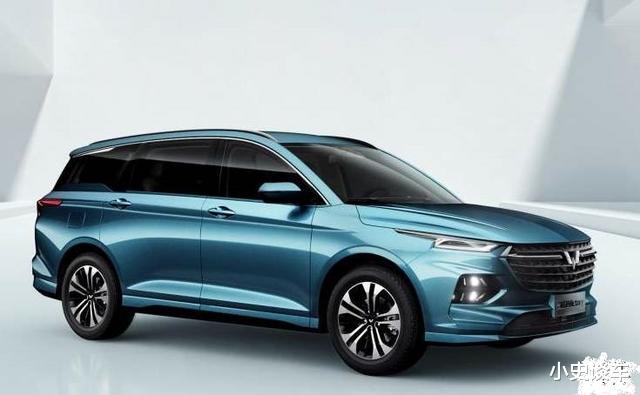 【五菱】五菱全新银标“悍将”曝光!搭1.5T+6座,后排可比双人床!超炫酷