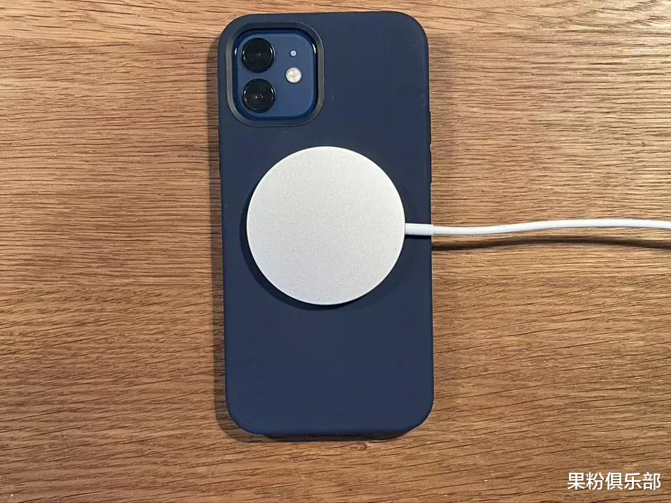 iphone12|iPhone 12 mini 充电缩水，功率更小