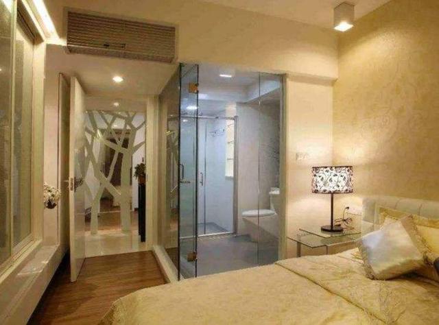 |酒店的浴室为啥都是透明玻璃？保洁阿姨说出答案，理由很简单