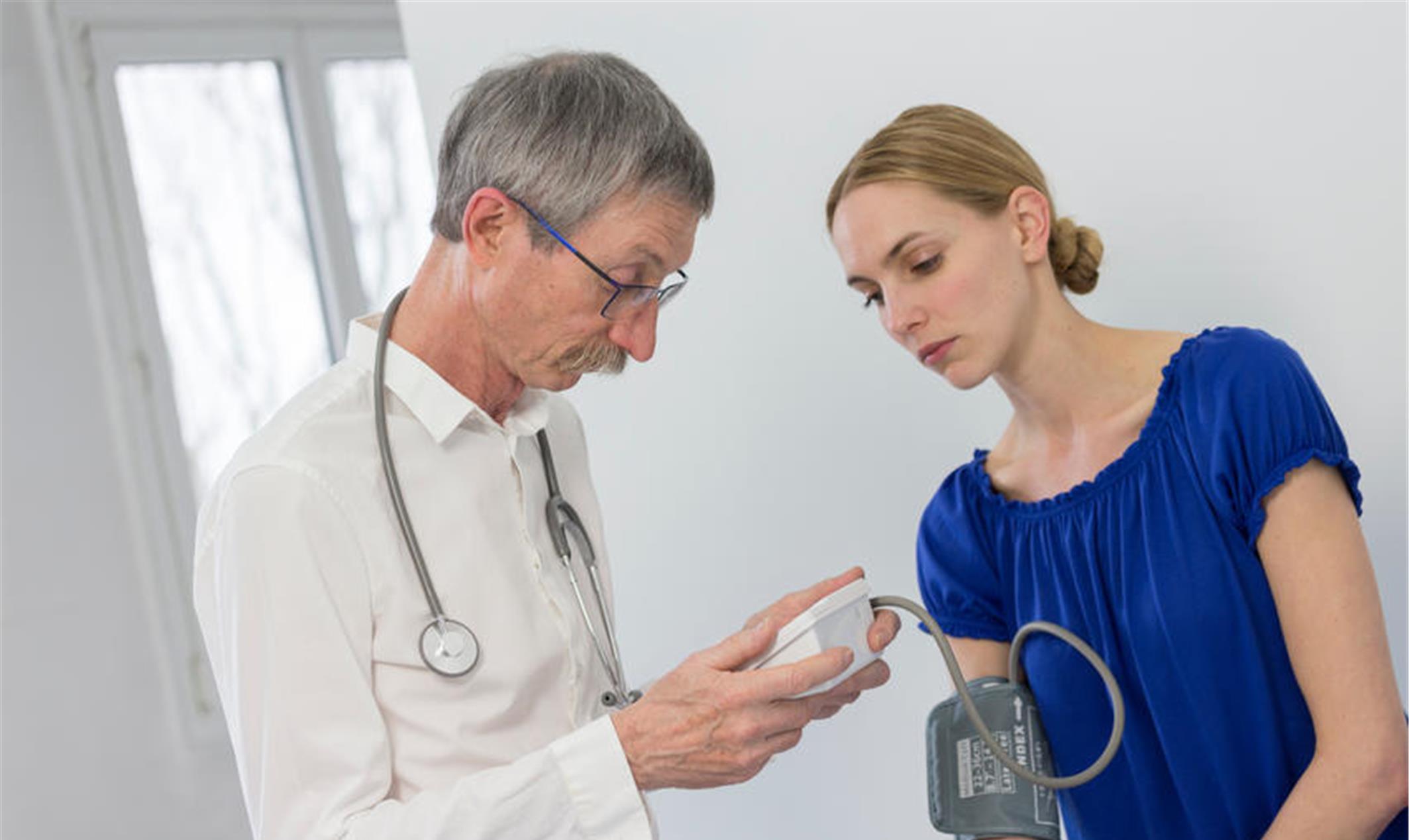 【黄芪】经常用黄芪泡茶喝，身体会有哪些变化？爱喝真是有福气