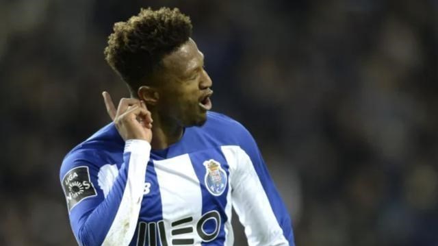 路易斯|路易斯拒绝天津泰达报价！大连一方旧帅有望再就业！泰森不续约