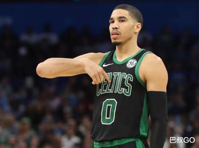 【勒布朗·詹姆斯】21岁啊!季后赛48分钟32+11+11,都说塔图姆很强,要是和他比呢?