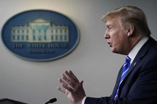 『美国』5月3日6时,美国疫情疯狂暴发,特朗普宣布重大决定,美民众:这下完了