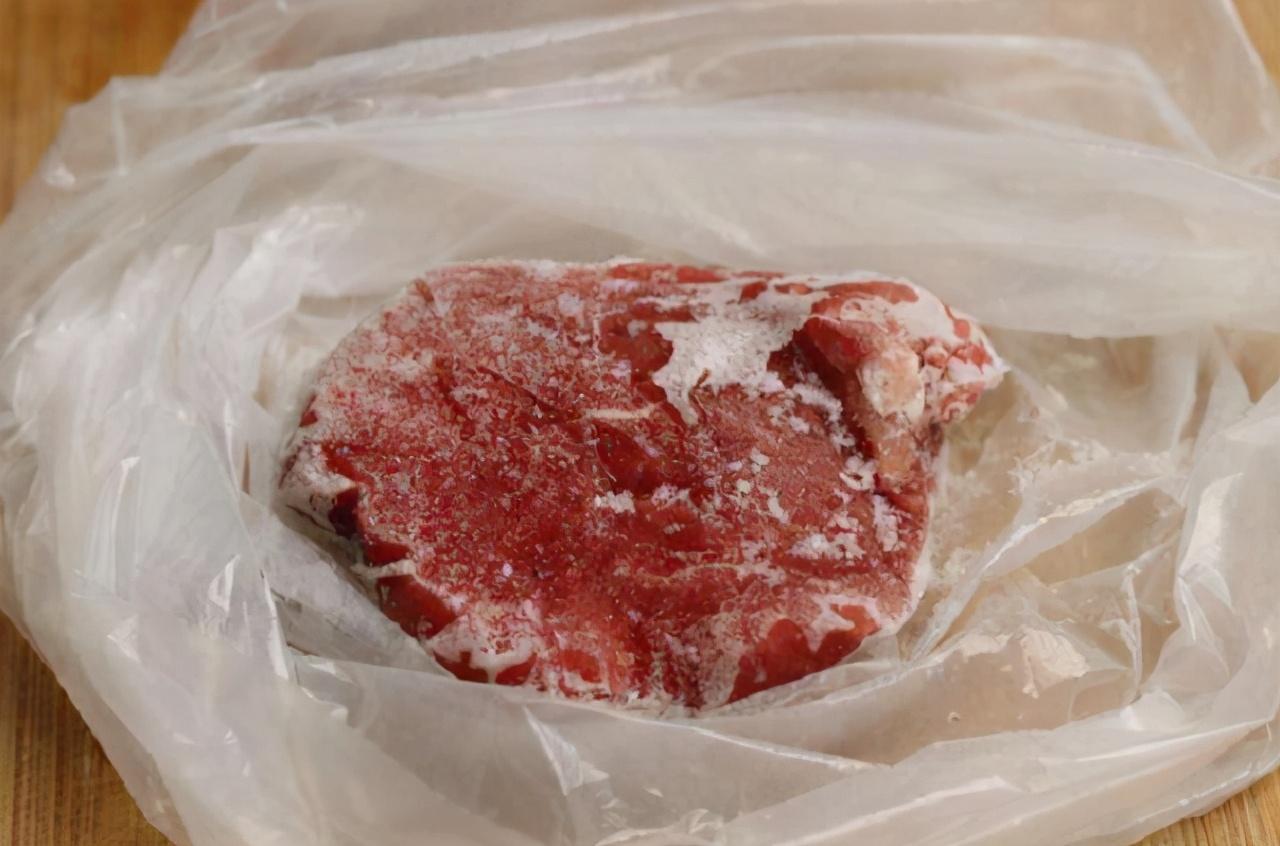 五花肉|冰箱里取出的冻肉，不要直接用水泡！学会2招，吃着跟鲜肉一样