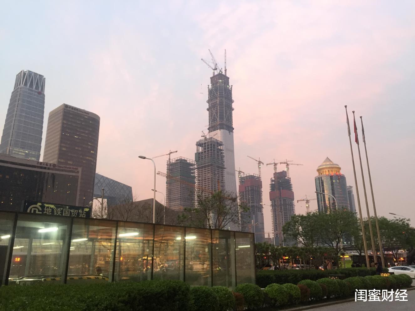 王健林又有大动作：万达地产裁撤大区，部分人员优化