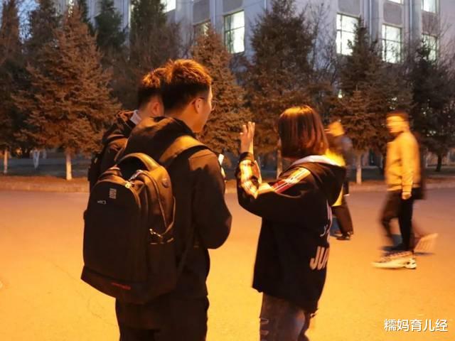 大学生|大一新生要留心，大学这4种“黑暗交易”不能碰，除了套路就是坑