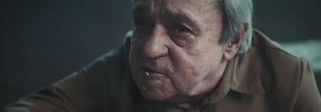 [电影]刷屏的网红爆款细思恐极：上层人吃肉，下层人吃人