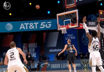 康利|惊心动魄17.4秒!康利绝杀三分进去又出来!球迷直呼太刺激了!