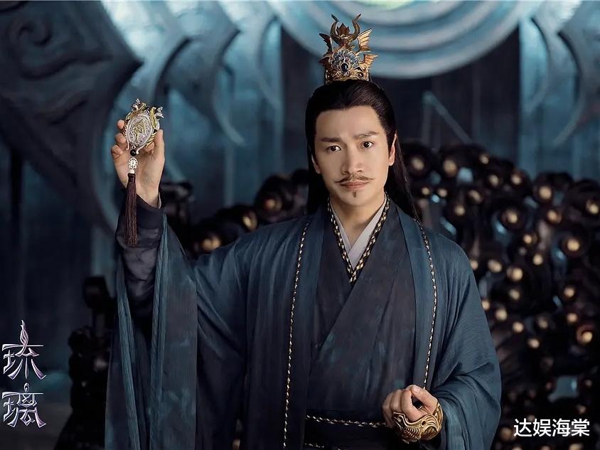 琉璃|《琉璃》主创合体尴尬，何晟铭宣传新剧，腾蛇“璇玑别哭”泪目