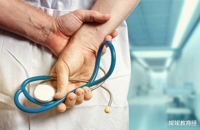 三级甲等医院|为什么虽然医疗人才紧缺，但很多三甲医院却还只招博士生？很现实