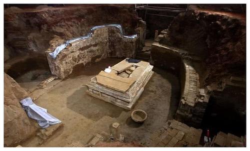 秦始皇▲我国四座最神秘的古墓，其中一个就挖了10年！