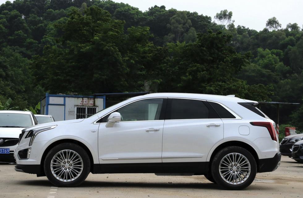 [凯迪拉克xt5]凯迪拉克XT5值得入手吗？开它费油吗？车主说了真实用车感受！