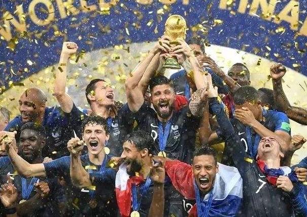 『世界杯』过去6届世界杯的最强冠军球队，不是02年巴西，队中天才也坐板凳