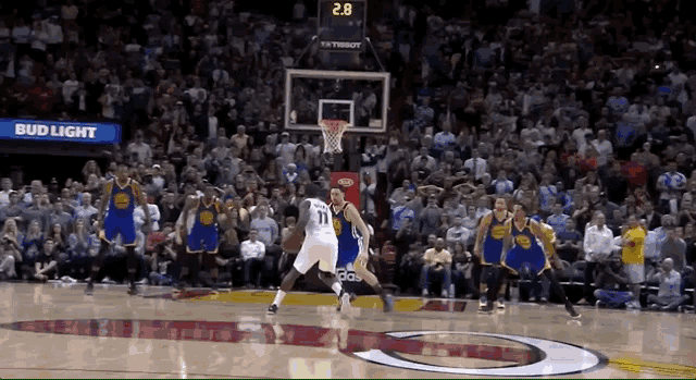 湖人队▲湖人放弃JR,却签下这个刺头!等了许久,他的湖人首秀终于要来了