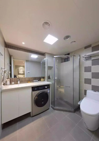 |聪明人都把卫生间的洗漱区外移，再加上隔断做出干湿分离，真实用