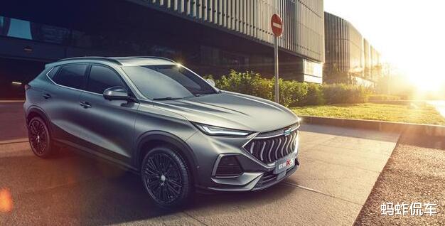 哈弗H6▲哈弗H6“地位不保”，高颜值运动SUV正式亮相，网友：必须等它