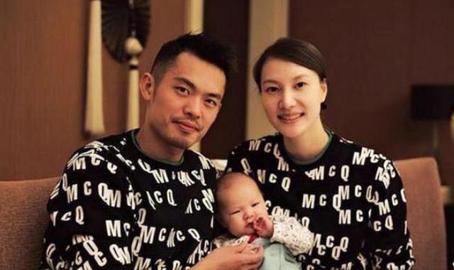 林丹晒出自己家的豪宅，卧室床头装一面镜子，有情调却不太吉利