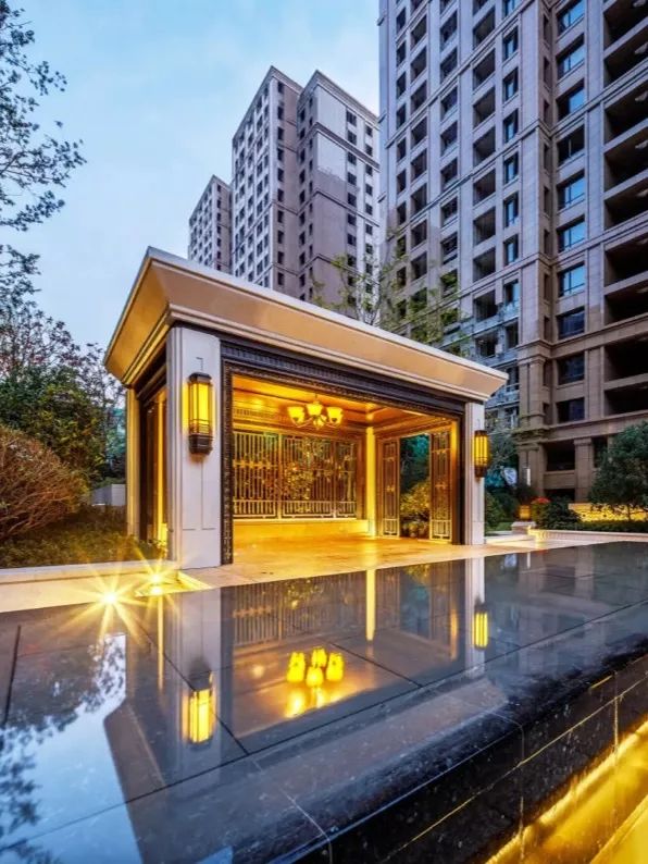 2019魔都人均可支配收入，还不够交豪宅物业费！