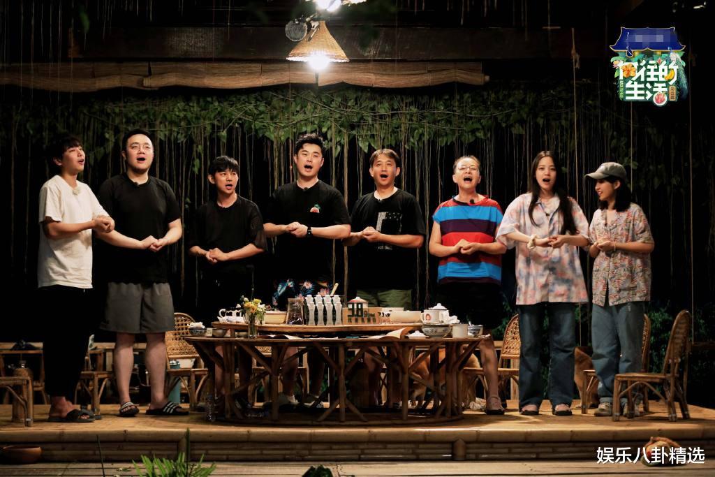 黄磊|《向往的生活5》全新海报流出，意外透露下一季“常驻嘉宾”阵容