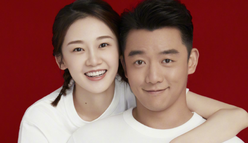 『官宣』郑恺苗苗官宣结婚，《跑男》却透漏出孩子性别，你嘴太快了