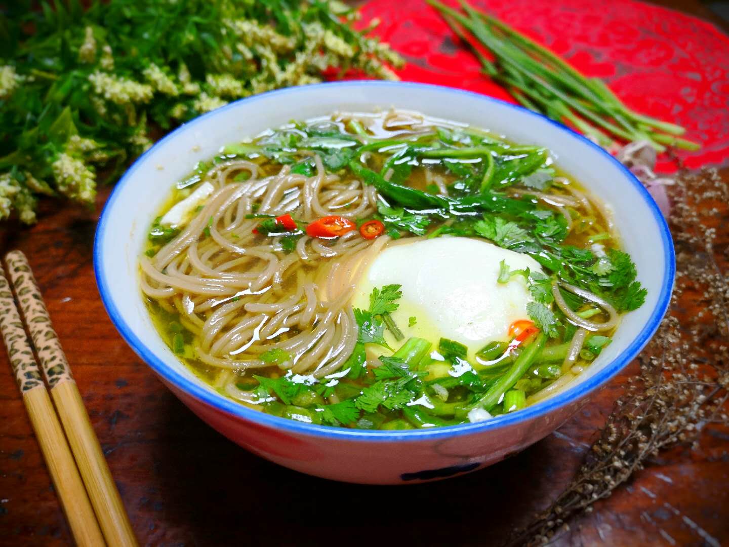 『阳春面』10分钟早餐面，酸爽开胃，清爽不油腻，好吃到一滴汤都舍不得剩！