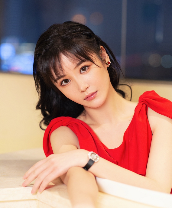 迪丽热巴@新《倚天》张无忌的老婆团也定了？迪丽热巴演小昭，她演赵敏