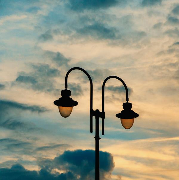 #天蝎座#面对爱情,内心悲观的星座女,顾虑太多,害怕付出,害怕被抛弃