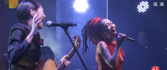 华晨宇▲华晨宇问鼎歌王,三位冠军歌手集体出局,含金量不足却引发热议