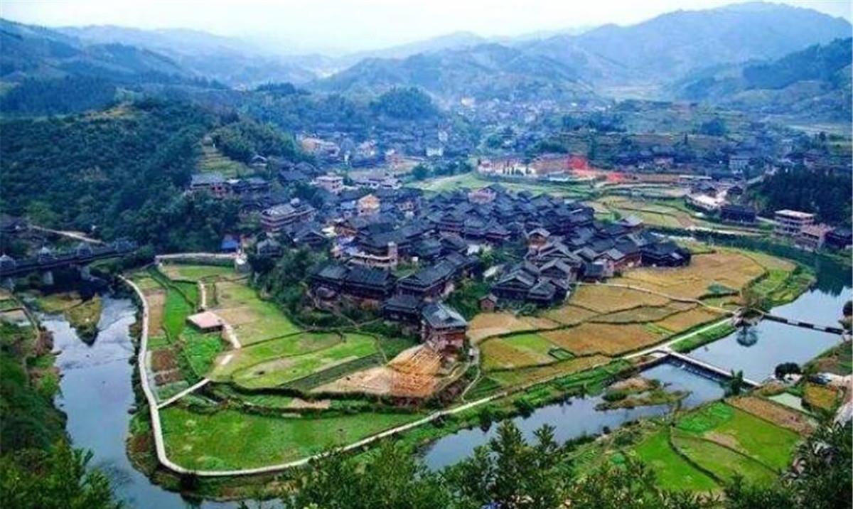 古镇■中国“唯一”飘在水上的古镇：距今400多年，不通车，仿若世外桃源