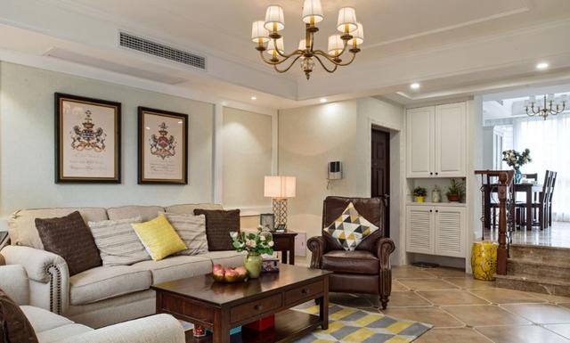 ##120平美式风，将餐厅上抬30公分，营造楼上楼下豪宅感，奢华极了