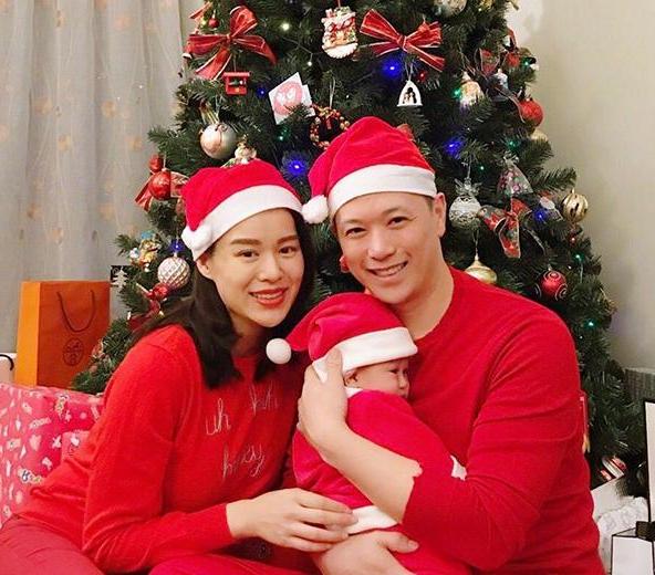 「」胡杏儿晒在香港的豪宅，房子面积大装修豪华，如今堪称人生赢家了