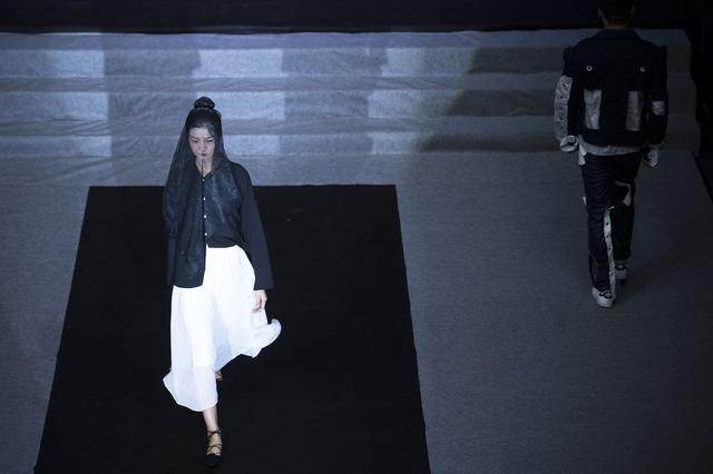 三星|谁会成为产业互联网领域的「钉钉」？