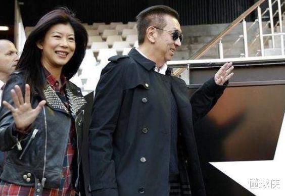 西甲|1-1，西甲大冷！欧冠豪门被升班马摁着打，球迷喊老板滚出球队