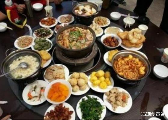 职场故事|新入职为搞好同事关系男子请客，事后追悔莫及，早知道不请了