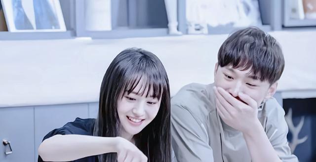 谢娜|当红小花被曝隐婚？当事人回应令人捉摸不透