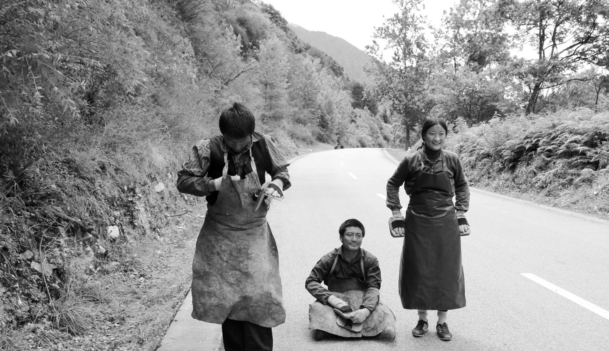 「西藏」西藏纳木错，我被6岁小孩堵在厕所里，交了特殊“过路费”才出去