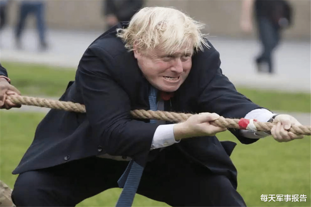 英国|“反制”开始！上百万人需要“二选一”：选择英国就不能回到中方