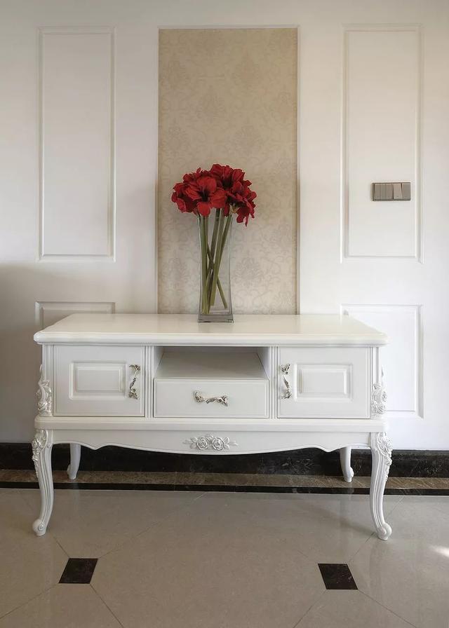 「」亲戚都来参观我的新家，简单大气的装修，是我心中理想的家